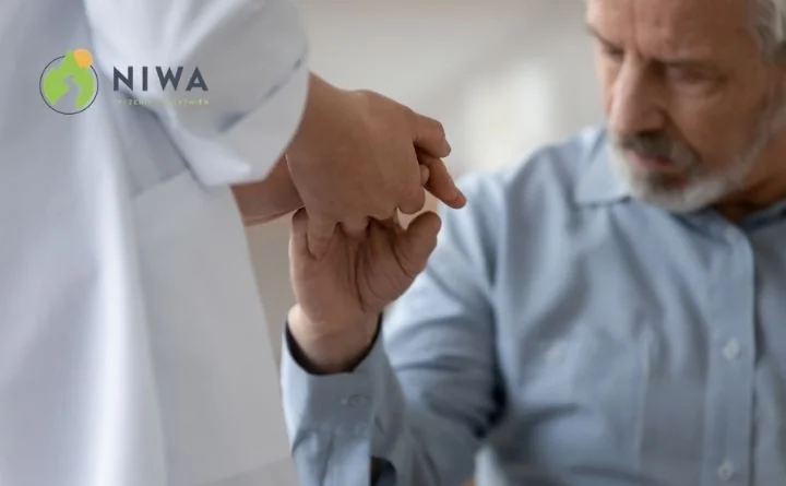 Obraz do artykułu: Prywatny ośrodek uzależnień a leczenie na NFZ — czym te formy realnie się różnią