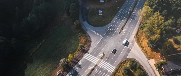 Dwa skrzyżowania na DK81 czekają na przebudowę. Pojawi się sygnalizacja