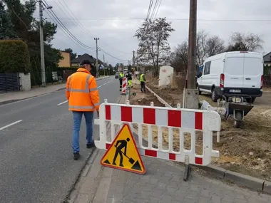 Chodnik w Podlesiu i nowe zatoki przy Bohdanowicza – MZUiM zaczyna kolejne prace drogowe