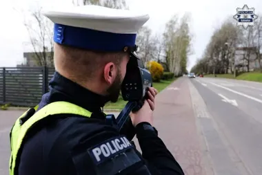 Kaskada patroli na katowickich drogach wyłapała 257 za szybkich kierowców