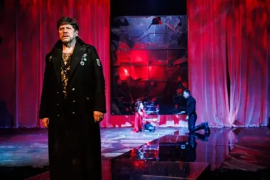 Hamlet po śląsku wchodzi na Dużą Scenę i nie odpuszcza do końca