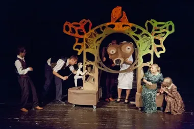Bajki wchodzą do ogrodu - katowicki spektakl ma coś więcej niż humor
