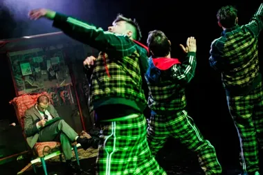 Gdy nostalgia wchodzi na scenę, Teatr Śląski trafia prosto w pamięć