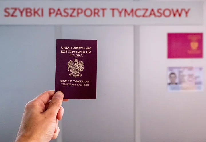 Paszport na ostatnią chwilę uratował już 8 tysięcy podróży