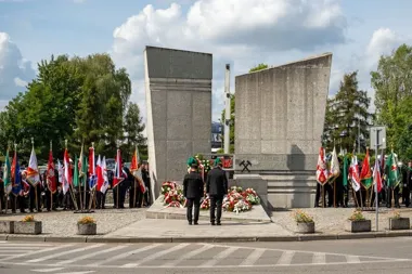 Pod pomnikiem w Jastrzębiu przypomniano 21 postulatów górników