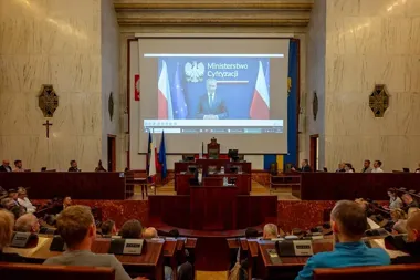 Cyfrowa rewolucja w urzędach Śląska. Samorządy dostały nowe wskazówki