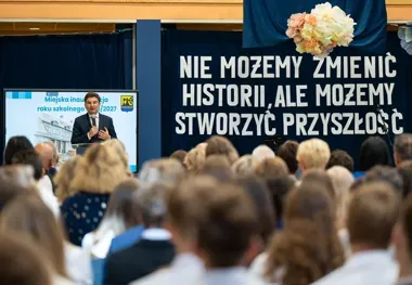 Nowy rok szkolny rozpoczęty. Uroczystość odbyła się w katowickim liceum