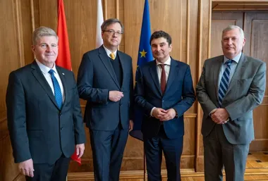 Kurtuazyjna wizyta w Katowicach. Wojewoda spotkał się z ambasadorem Austrii