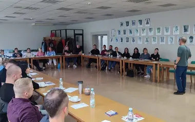 Warsztaty o HIV i AIDS dla funkcjonariuszy. W Katowicach szkolono strażników więziennych